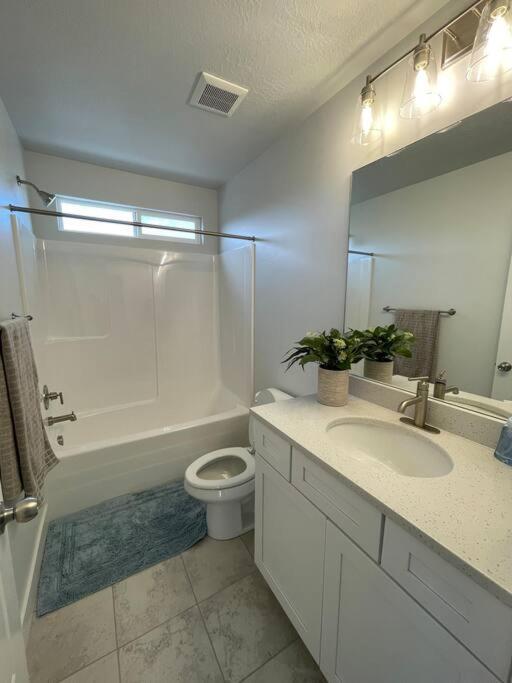 Villa Brand New 3-Beds Stylish Entire House At Lehi Exterior foto