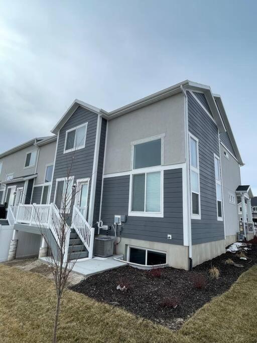 Villa Brand New 3-Beds Stylish Entire House At Lehi Exterior foto