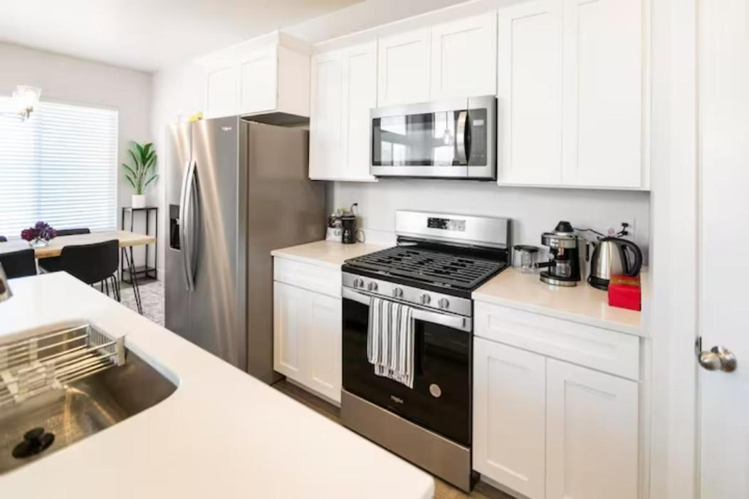 Villa Brand New 3-Beds Stylish Entire House At Lehi Exterior foto